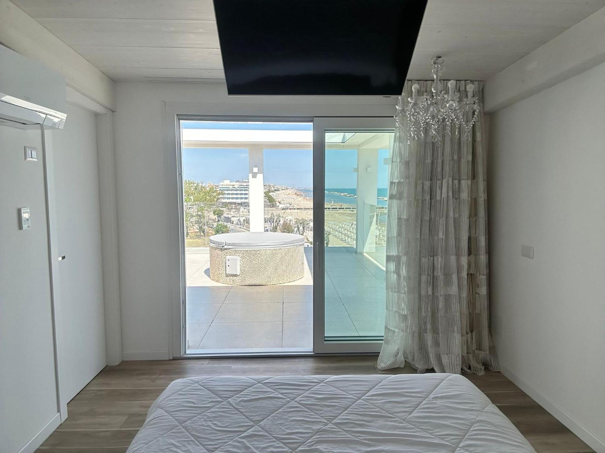 Miami Suite Hotel เบลลาเรีย-อีเจอา มารีนา ภายนอก รูปภาพ